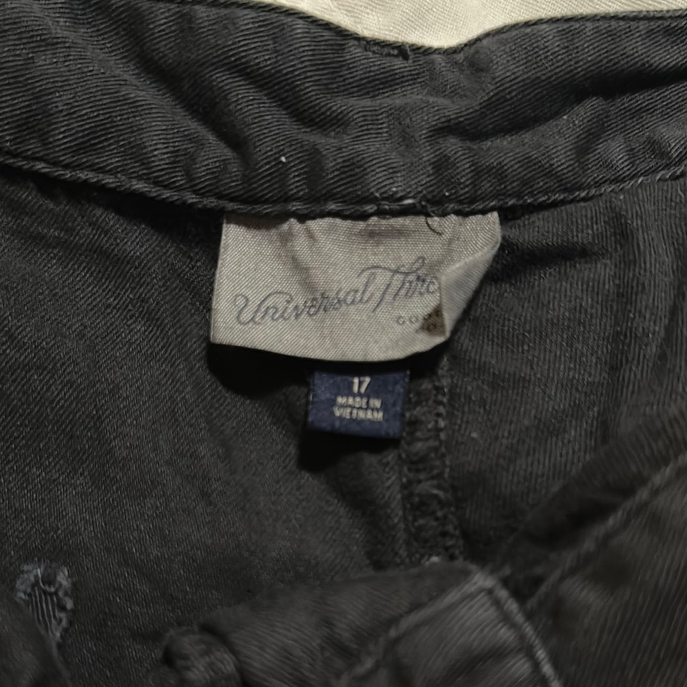 Universal Thread Dark Gray Shorts - image 2